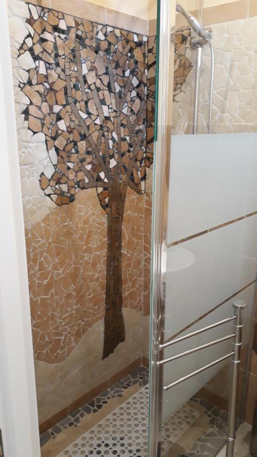 La Rezztella Bed & Breakfast Fondi Ngoại thất bức ảnh
